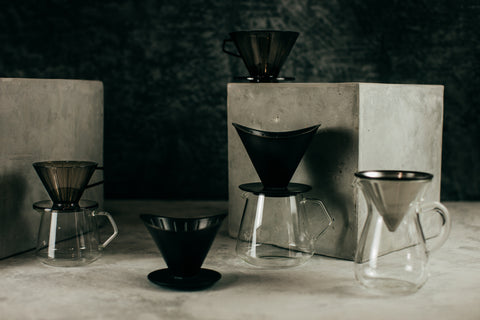 Kinto Dripper na 4 kávy - porcelánový