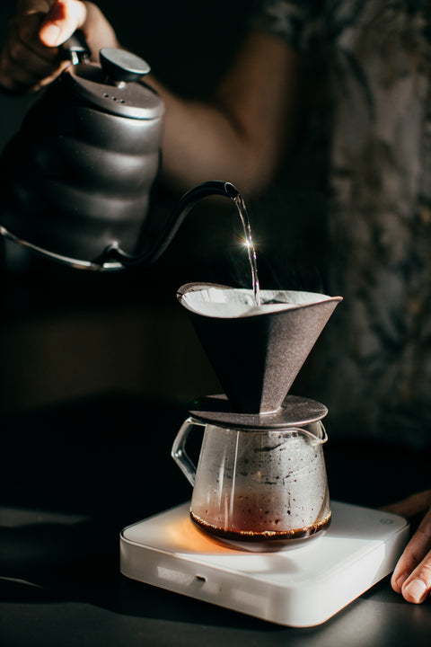 Kinto Dripper na 2 kávy - porcelánový